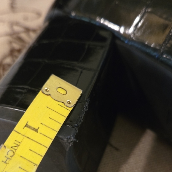 Liz Claiborne Melba Black Patent Loafers with Gold Accent - Picture 4 of 11